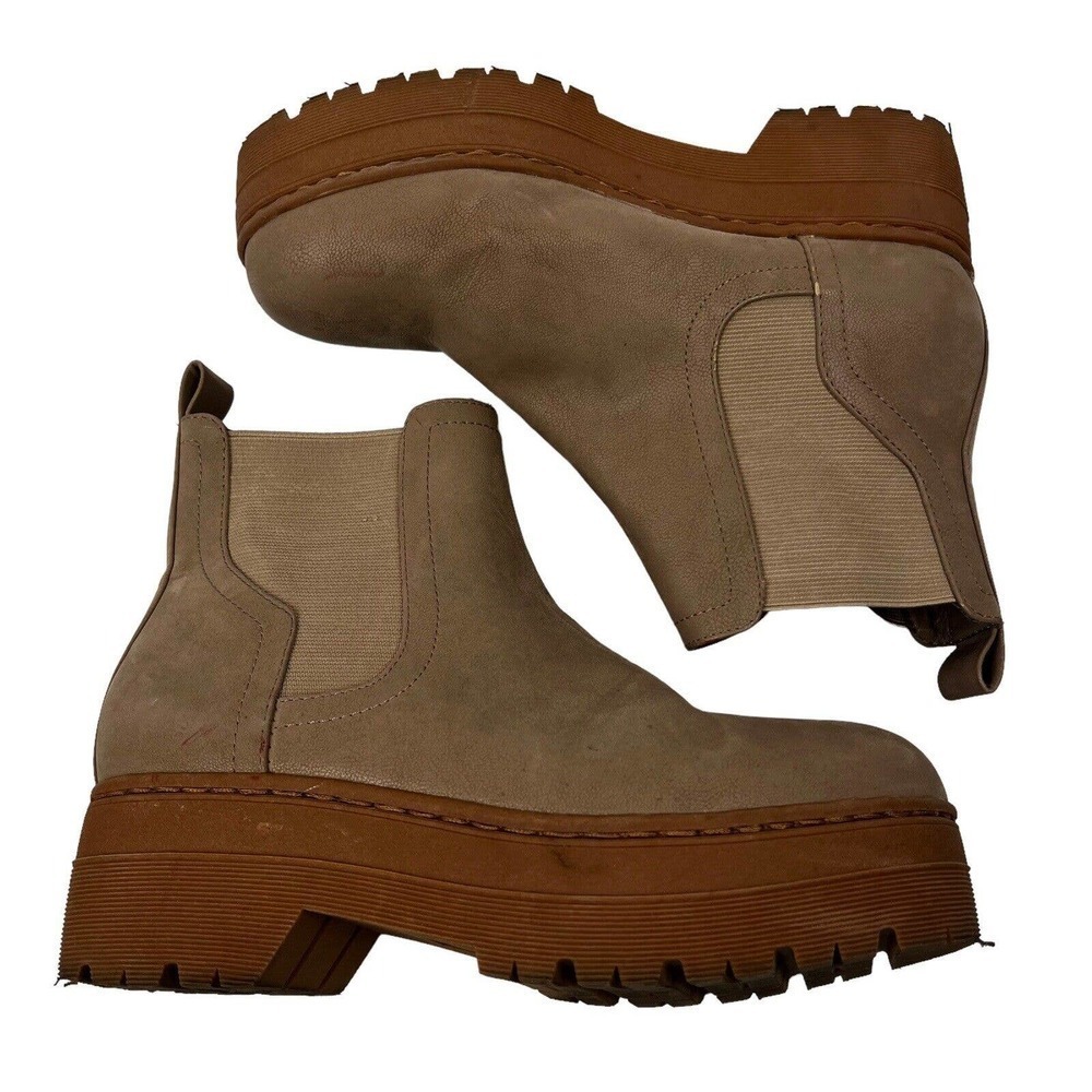 Mia Tan Faux Leather Chelsea Lug Sole Cayson Boots Size 7M Chunky Heel